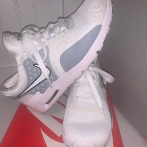 Nike tennis shoes